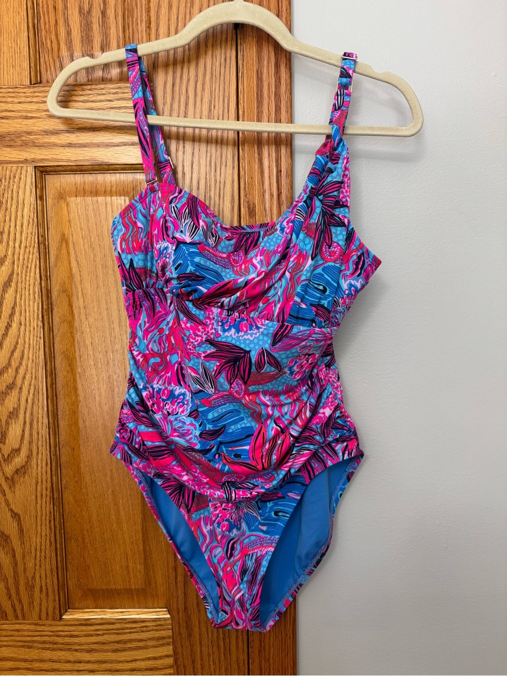 Lilly Pulitzer 8 Blaine Swimsuit swim one shoulder euc